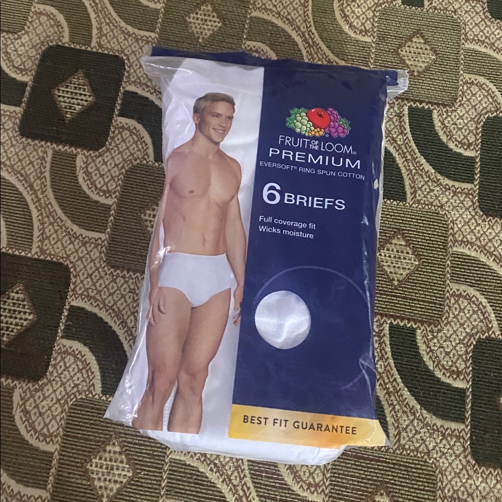 Fruit of the Loom Premium Men’s White Briefs – 6 Pack – Size Small – New